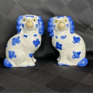 Two's Company Staffordshire Blue and White Dog Candle Stick Holders. Set of 2